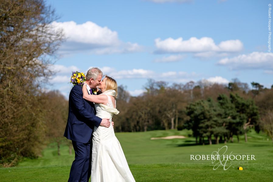 Beautiful wedding photographer Surrey 0415-BDSW-0311