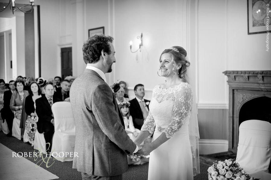 Documentary style wedding photography Surrey 0915-IWJB-0053