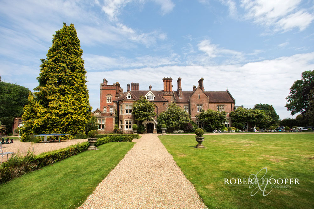 Robert Hooper Photography Alexander House Hotel wedding photographer Recommended wedding photographer Alexander House Hotel