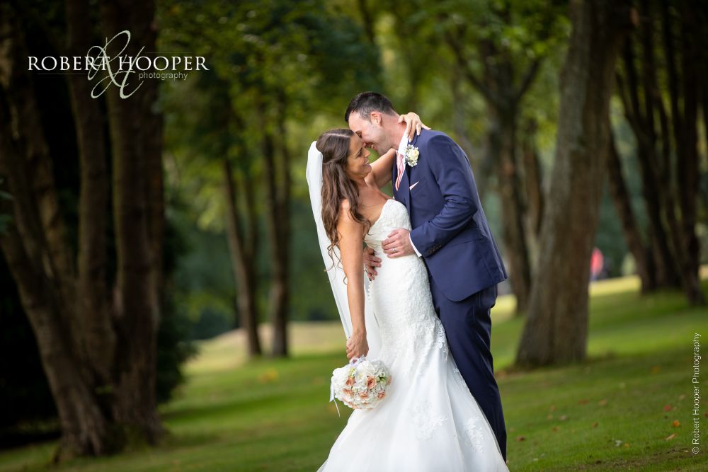 Kingswood Golf and Country Club (11) Tadworth Wedding photography