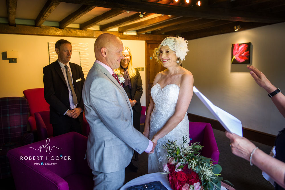Short-intimate-wedding