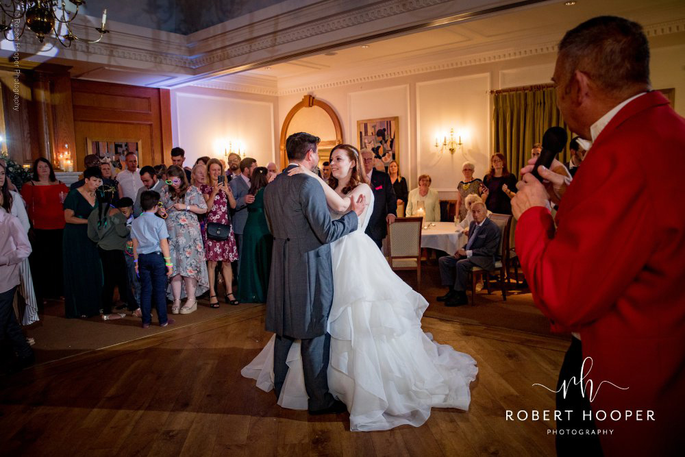 man and wife first dance