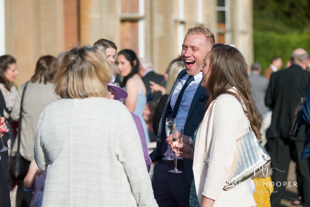 Morden Hall Wedding Photographer (27)